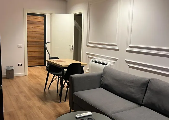 Renas Apartment1