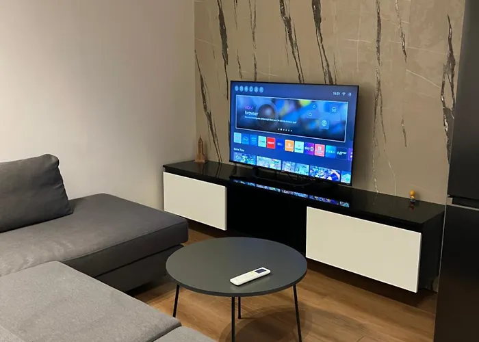 Renas Apartment1